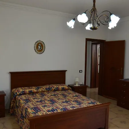 Semesterbostad La Casa Del Borgo *
